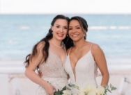 Elianne & Lidie: Marzycielska ceremonia ślubu jednopłciowego w Zoho Beach Club, Punta Cana